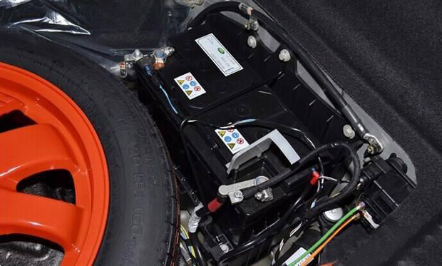 汽車(chē)電瓶總虧電？那是你沒(méi)了解這些汽車(chē)蓄電池維護(hù)保養(yǎng)方法